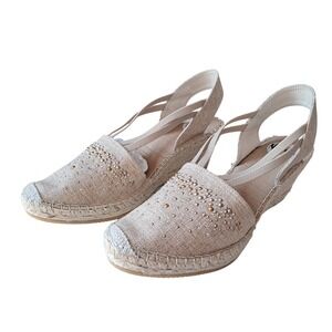 Vidoretta NWOT Women's Beige Embellished Slingback Espadrille Wedges Size 9.5 40